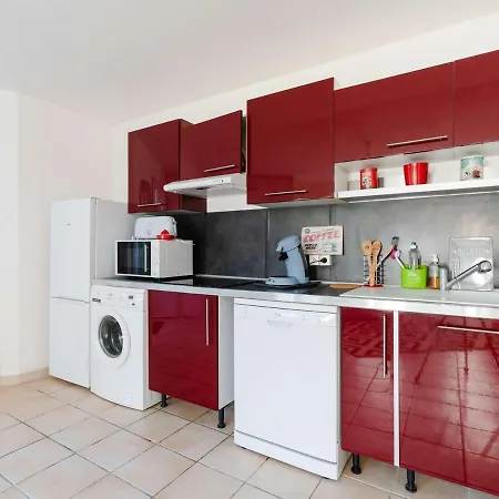 T2 En Rez-de-jardin Avec Piscine, Garage Et Wifi à Narbonne-plage - Fr-1-409-208 Narbona
