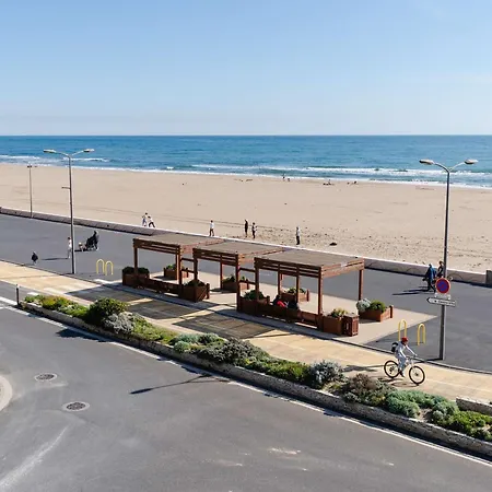 T2 En Rez-de-jardin Avec Piscine, Garage Et Wifi A Narbonne-plage - Fr-1-409-208
