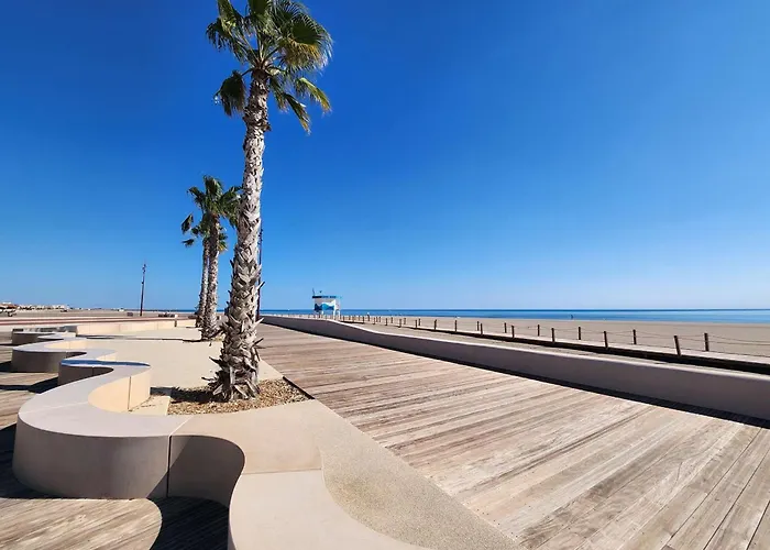Apartman T2 En Rez-de-jardin Avec Piscine, Garage Et Wifi A Narbonne-plage - Fr-1-409-208